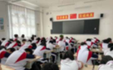 午休說(shuō)話檢討書(shū)